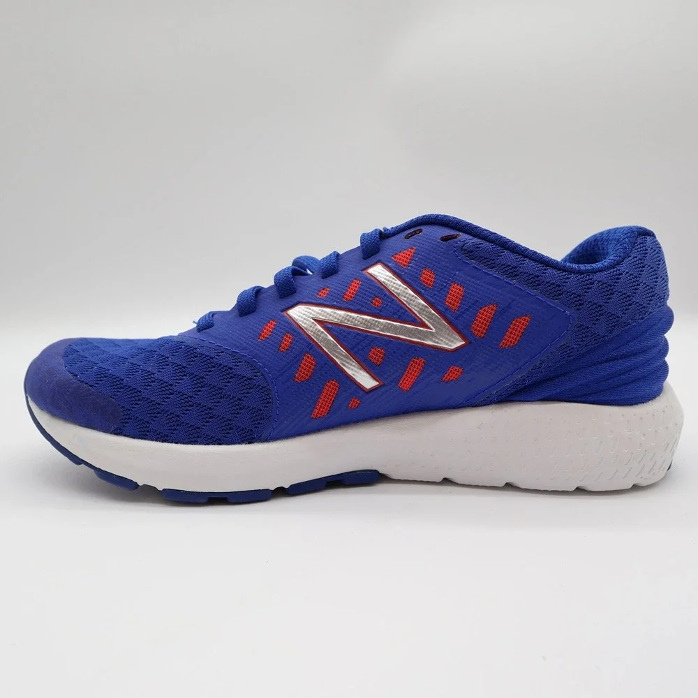 New Balance FuelCore Urge Kids 3.5 Blue Athletic Running Shoes KJURGBRY